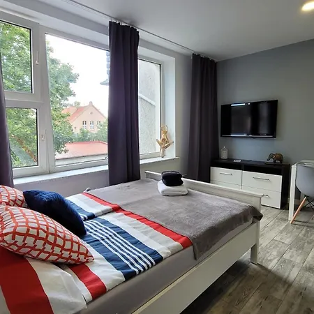 Parkowe Nr 6 *
